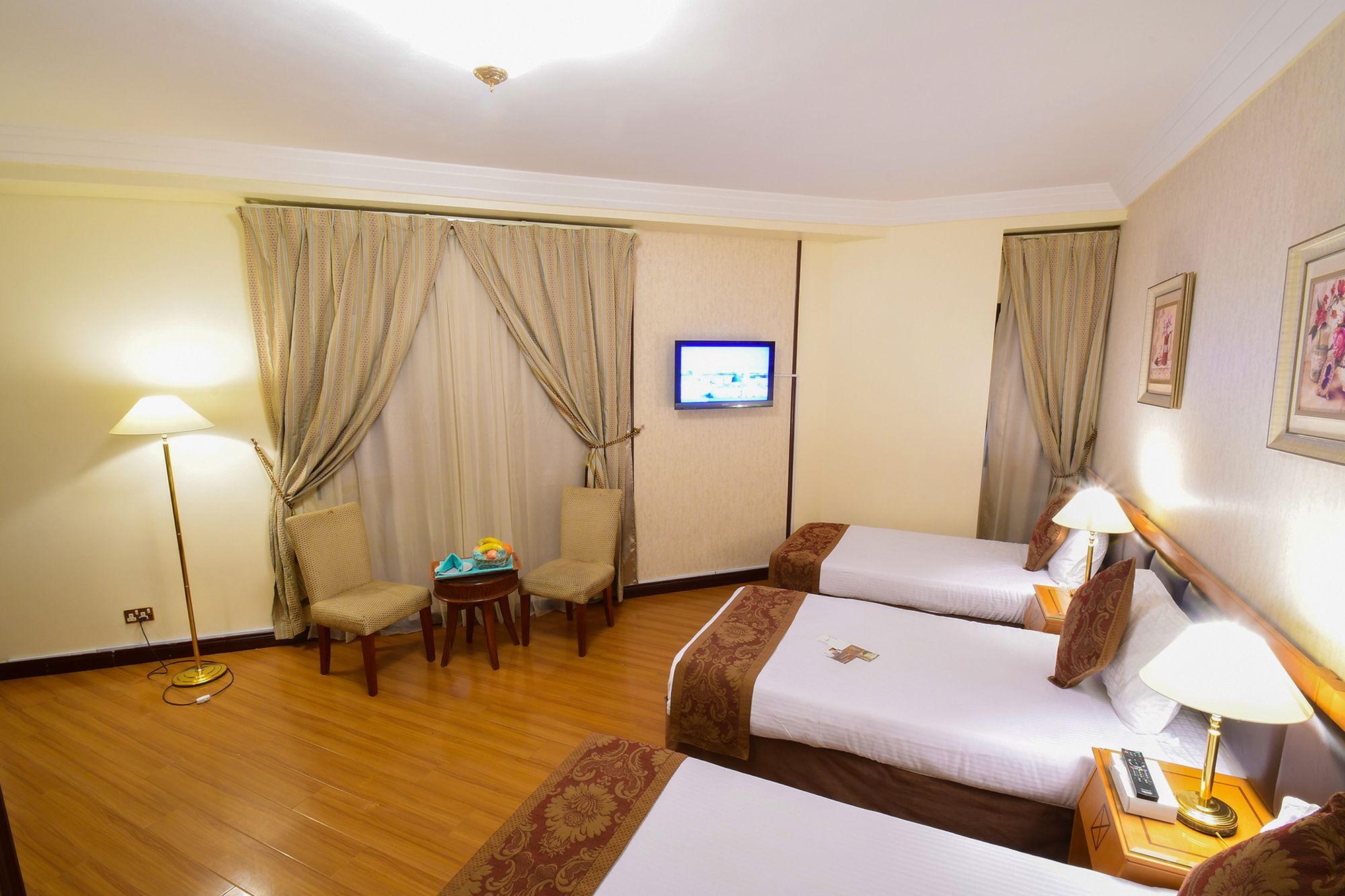 Hotel Al Ansar Golden Tulip Medina Esterno foto